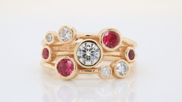 9ct Yellow Gold Ruby & Diamond Bubble Ring - Image 3